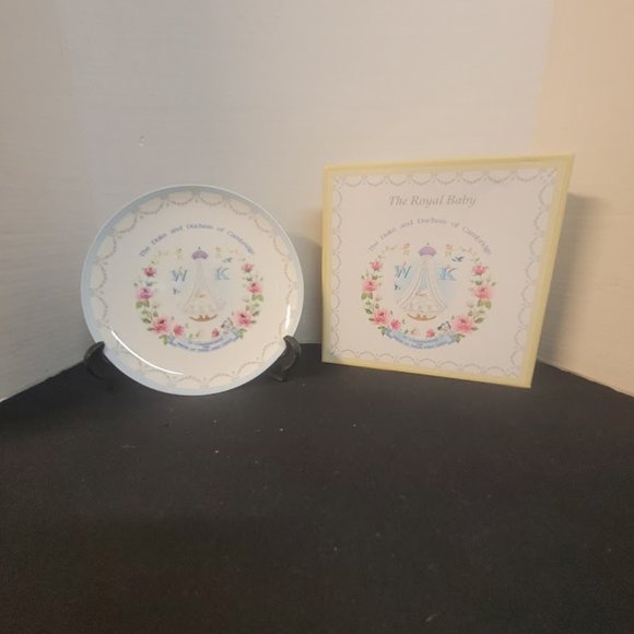 New McIntosh The Royal Family Baby Duke & Duchess of Cambridge Plate & Mug 2013 - Picture 2 of 16